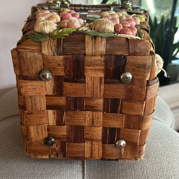 🎉HP🎉 Vintage Retro Madmen 3D floral raffia Wicker 60s basket purse handbag - Picture 6 of 14